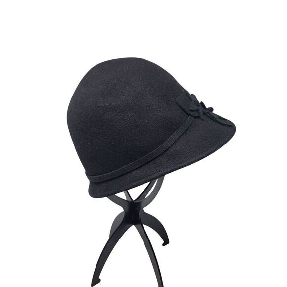 Giovannio Womens Black Wool Felt Cloche Hat Ribbon Flower Bow Retro Roaring 20s‎ - Picture 2 of 8